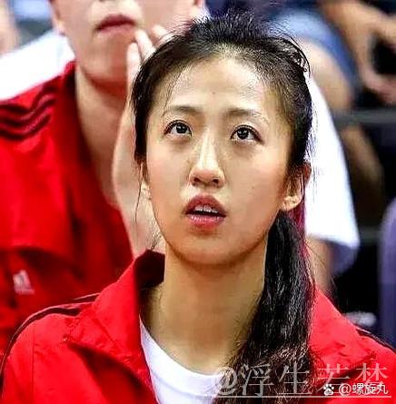 女排名帅上任:36岁新教练接替赵勇,曾助力日本名帅,丁霞充满期待 女排名帅上任:36岁新教练接替赵勇,曾助力日本名帅,丁霞充满期待
